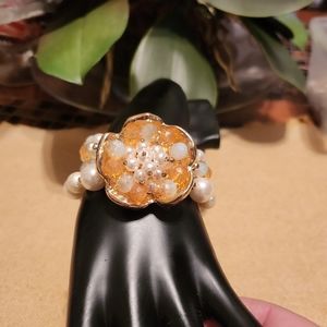 Gorgeous pearls bracelet